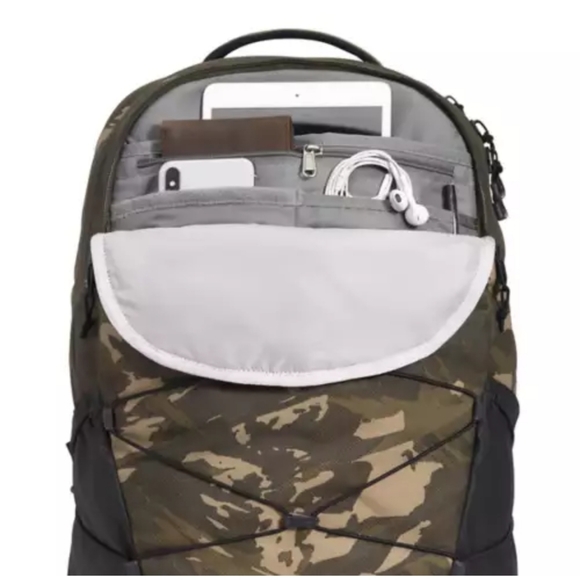 The North Face Borealis Backpack - Picture 4 of 11